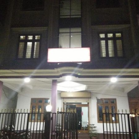 Narendra Guest House Kakarmatha Exterior photo