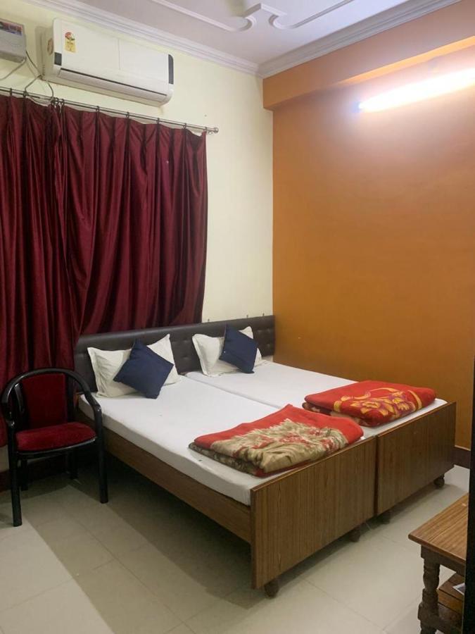 Narendra Guest House Kakarmatha Exterior photo